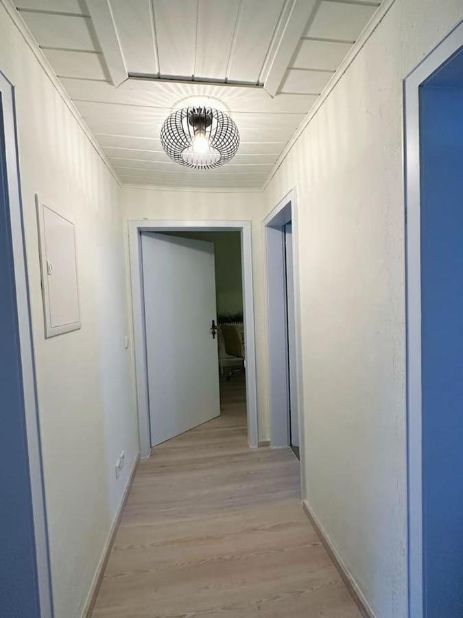 2 Schlafzimmer Waschenspuelmaschine Duisburgo Exterior foto