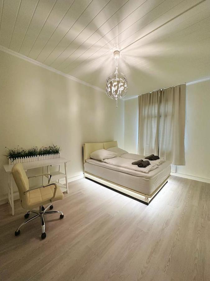 2 Schlafzimmer Waschenspuelmaschine Duisburgo Exterior foto