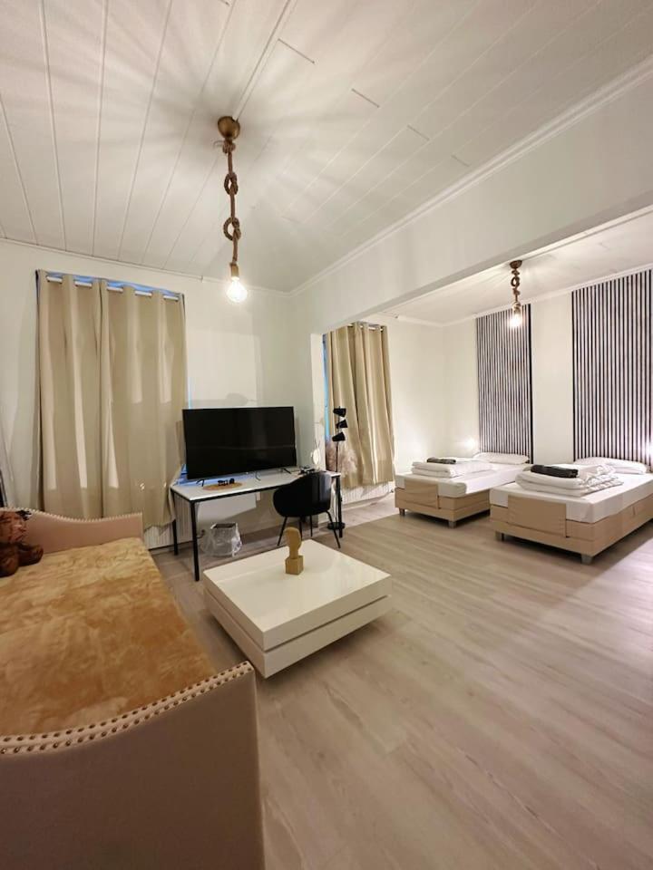 2 Schlafzimmer Waschenspuelmaschine Duisburgo Exterior foto